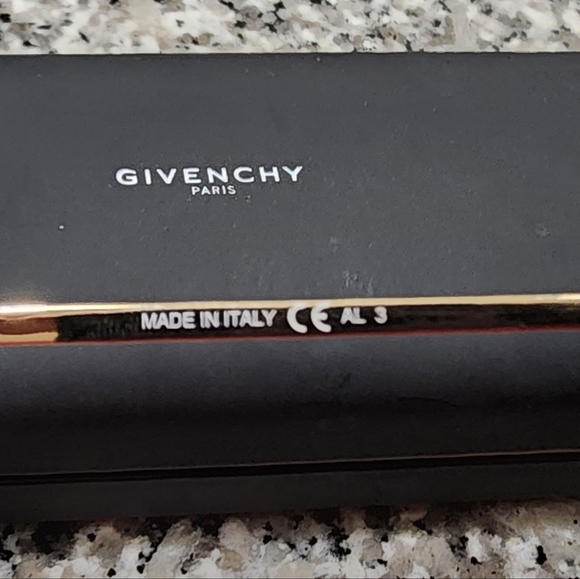 Givenchy Sunglasses - Picture 5 of 8